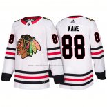 Camiseta Hockey Chicago Blackhawks Patrick Kane Segunda 2018 Blanco