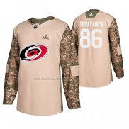 Camiseta Hockey Carolina Hurricanes Teuvo Teravainen Veterans Day Camuflaje